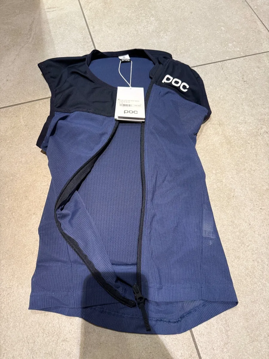 Snowboarding back protector - Image 1