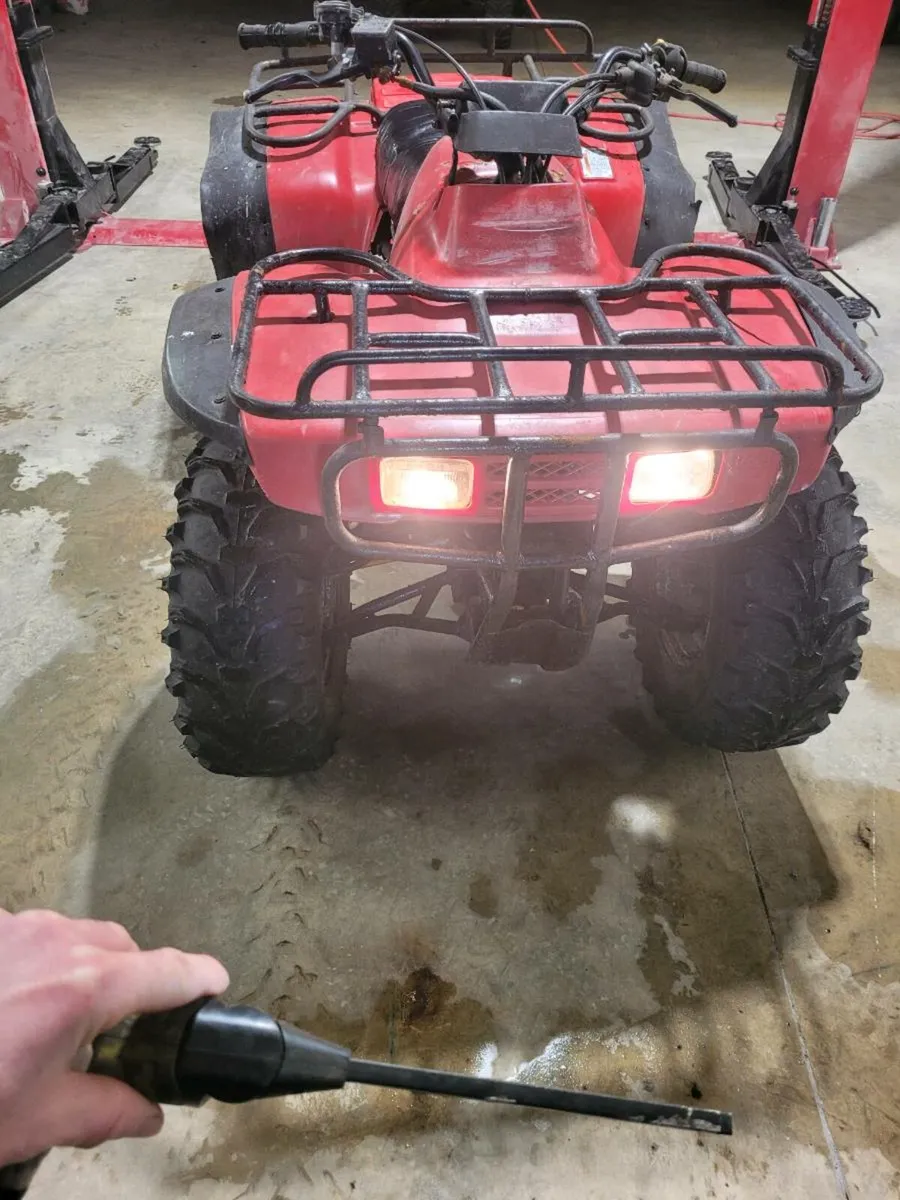 Honda 300cc big red 2wheel drive - Image 2