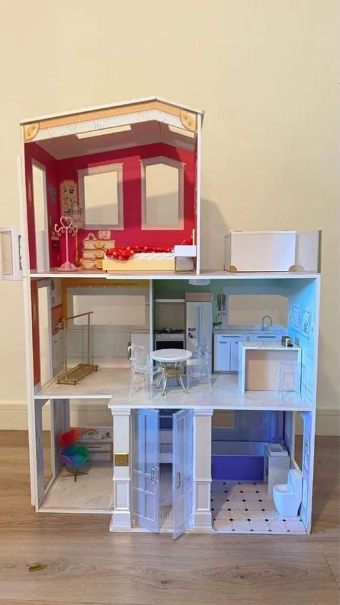 Rainbow High Wooden Doll House - Image 1