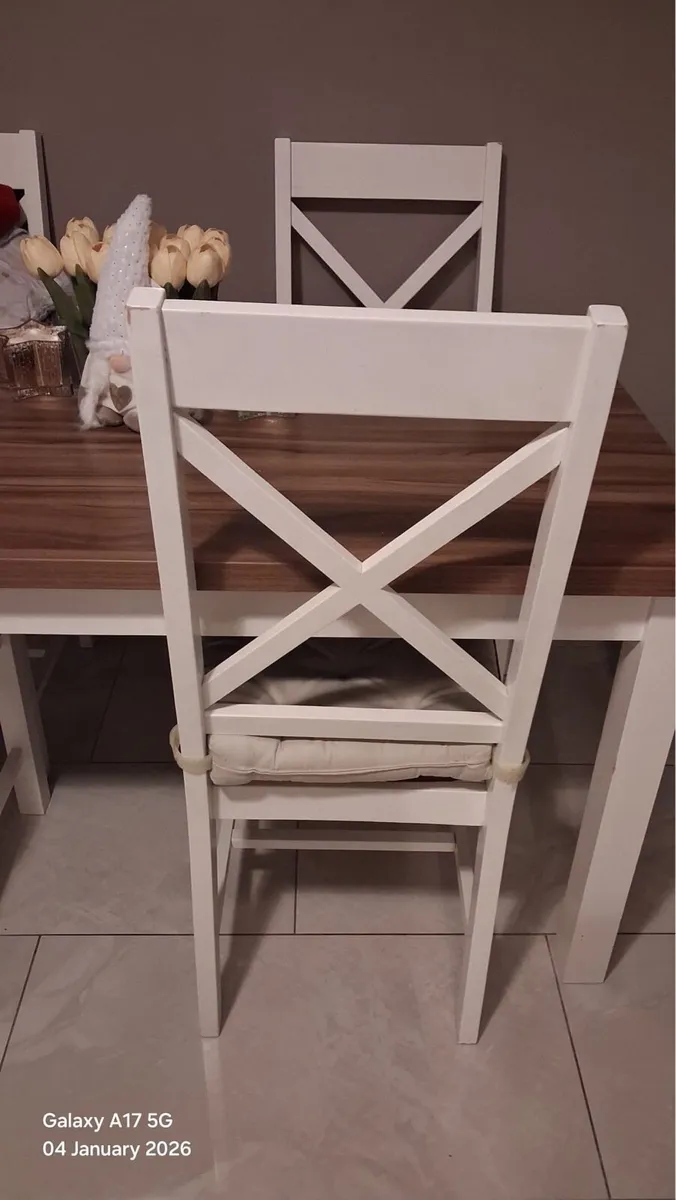 Dining table & chairs + Bar stools - Image 2