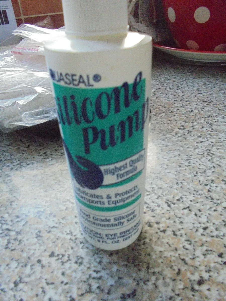 "Aquaseal" Lubricant for Watersports Equipment - Image 1