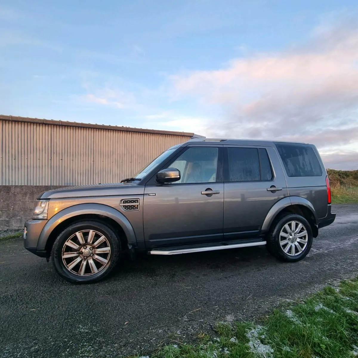 141 Landrover Discovery - Image 2