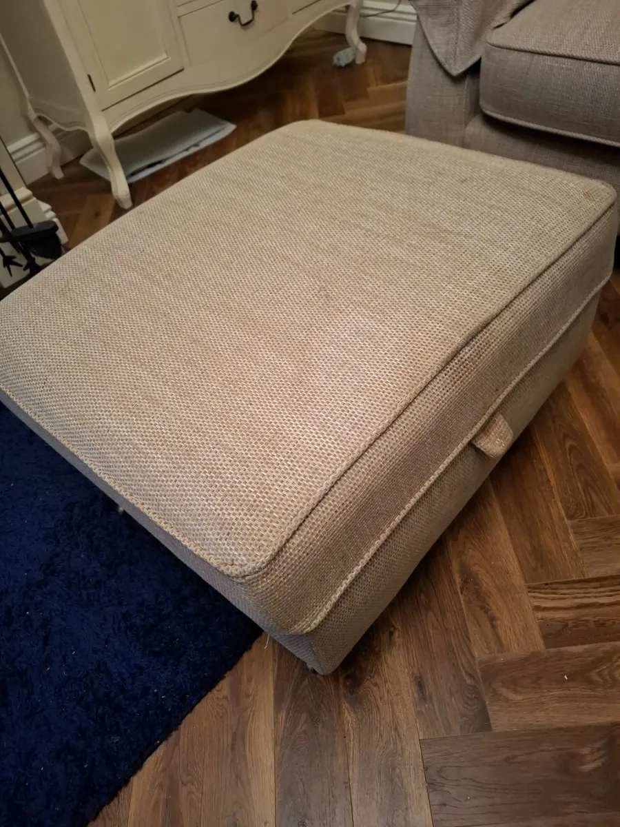 3 seater sofa and 2 snugglers. - Image 3