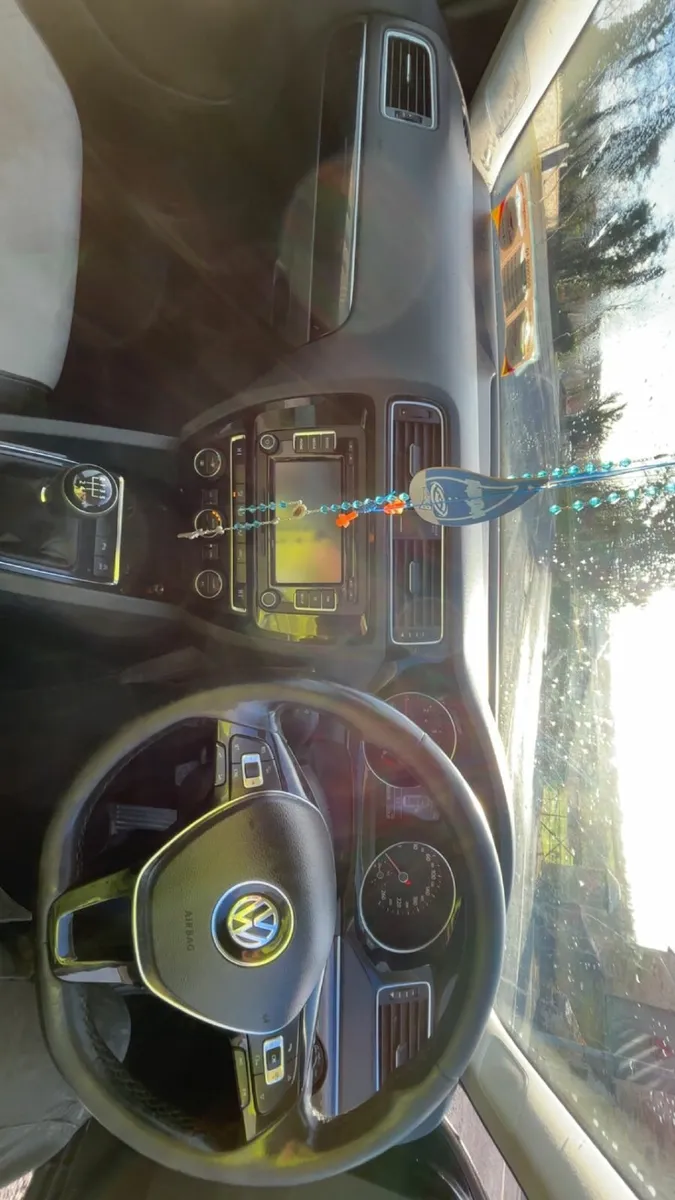 Volkswagen Jetta 2015 - Image 4