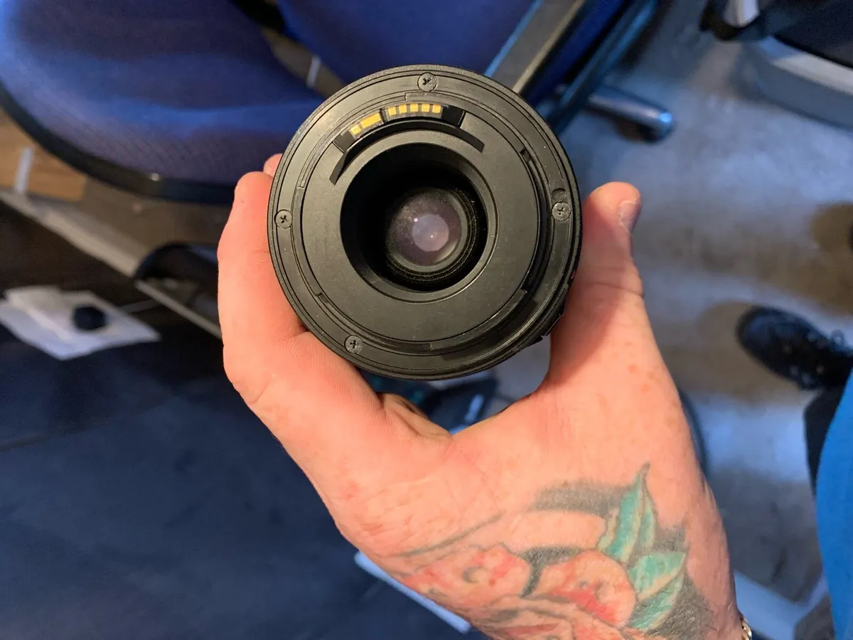 Tamron camera lens - Image 2