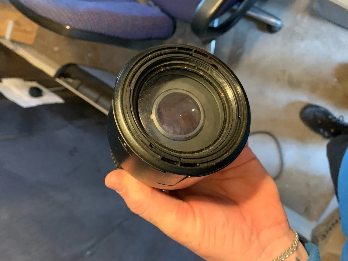 Tamron camera lens - Image 3