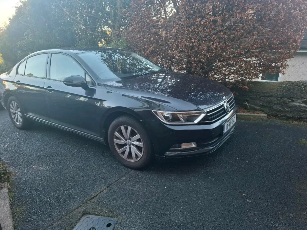 Volkswagen Passat. NCT 04/26 - Image 1