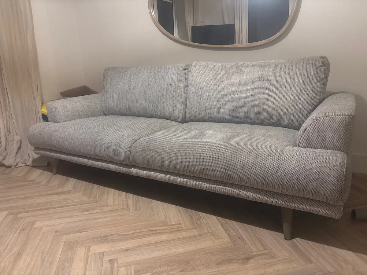3or4 seater couch - Image 2