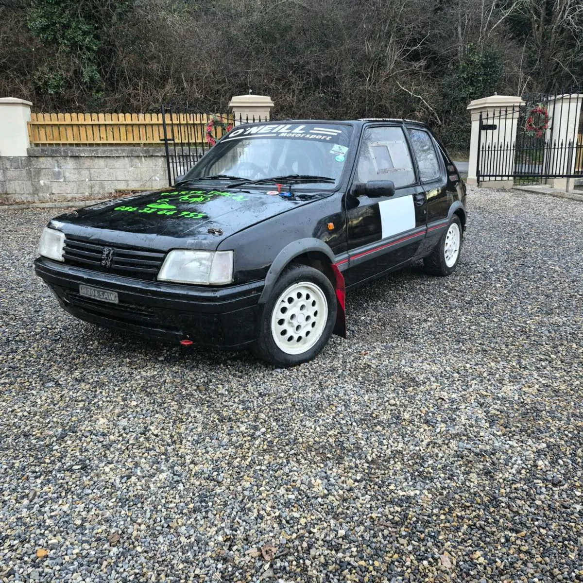 Peugeot 205 gti 1.6 - Image 2