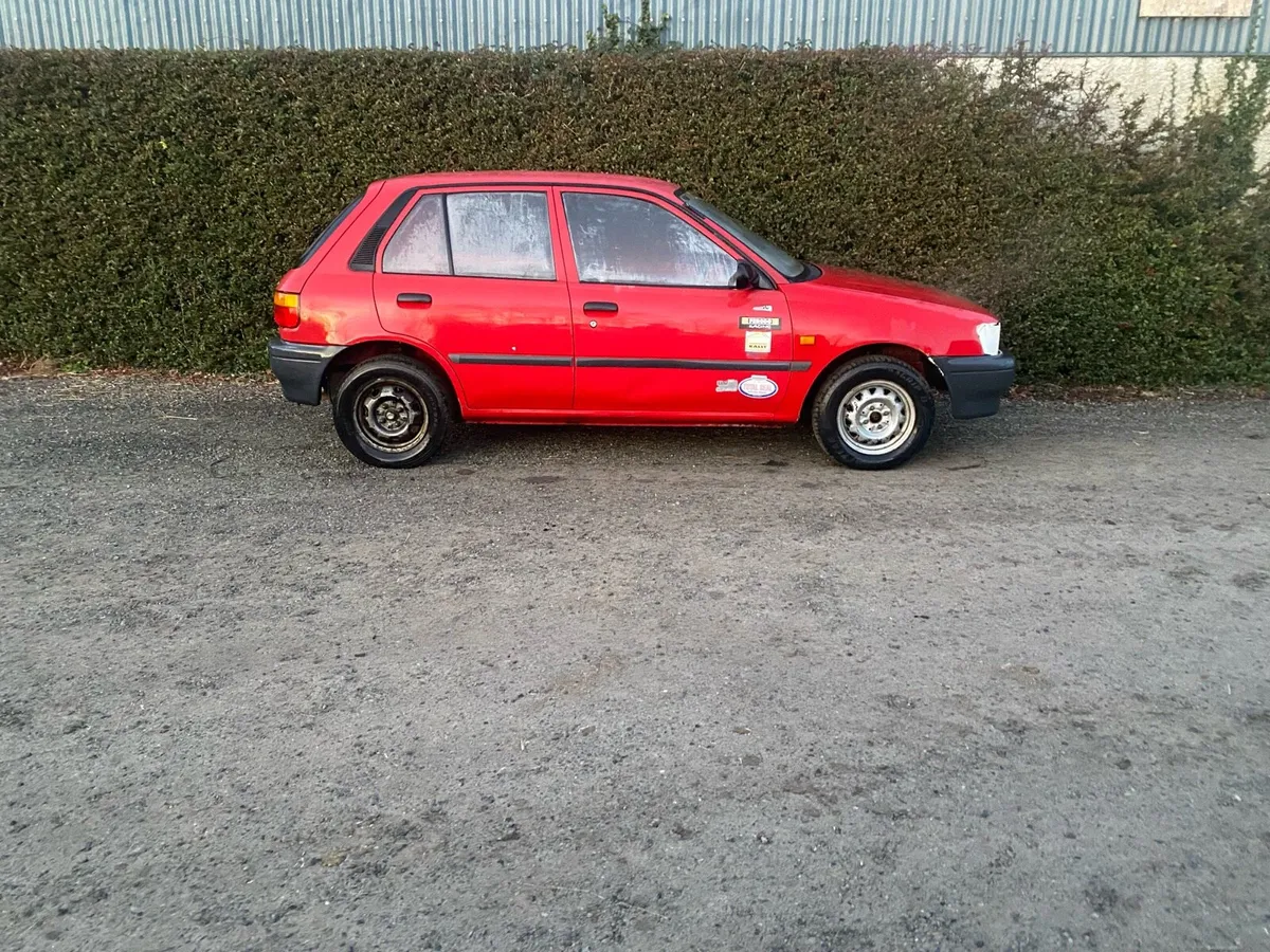 Toyota starlet 1.3 XLi - Image 2