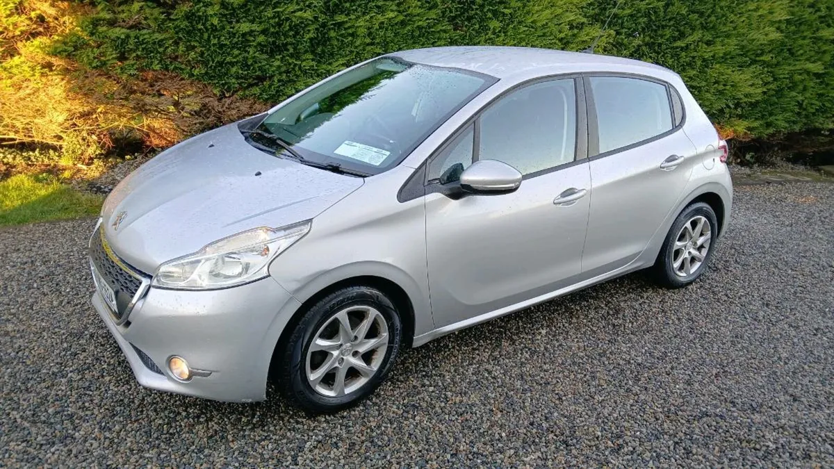 2013 PEUGEOT 208 - Image 4