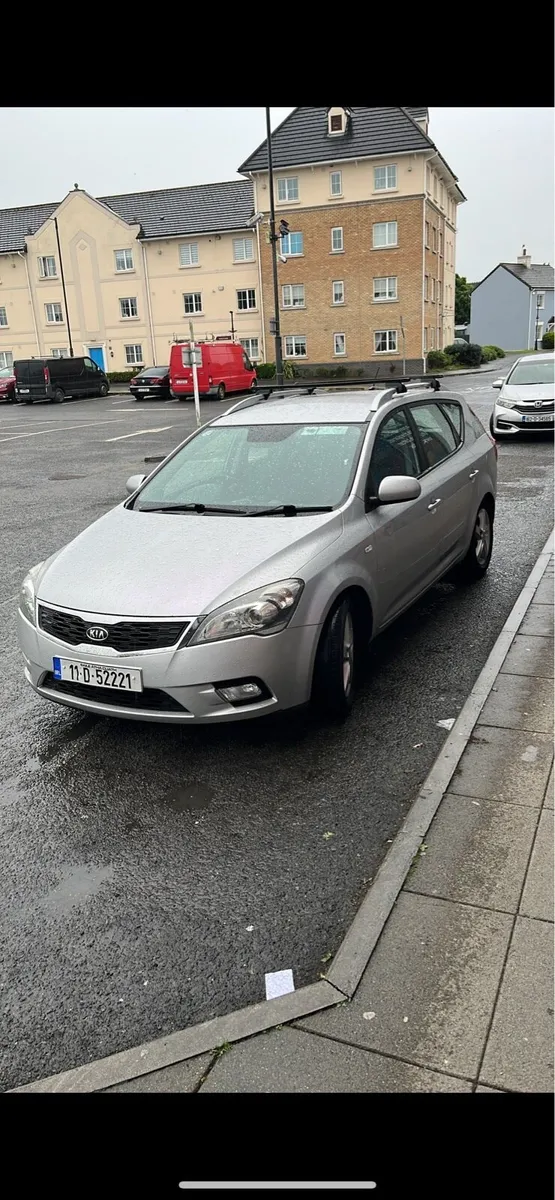 Kia Ceed 2011 sw - Image 1