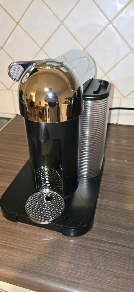 Nespresso Vertuo Machine - Image 4