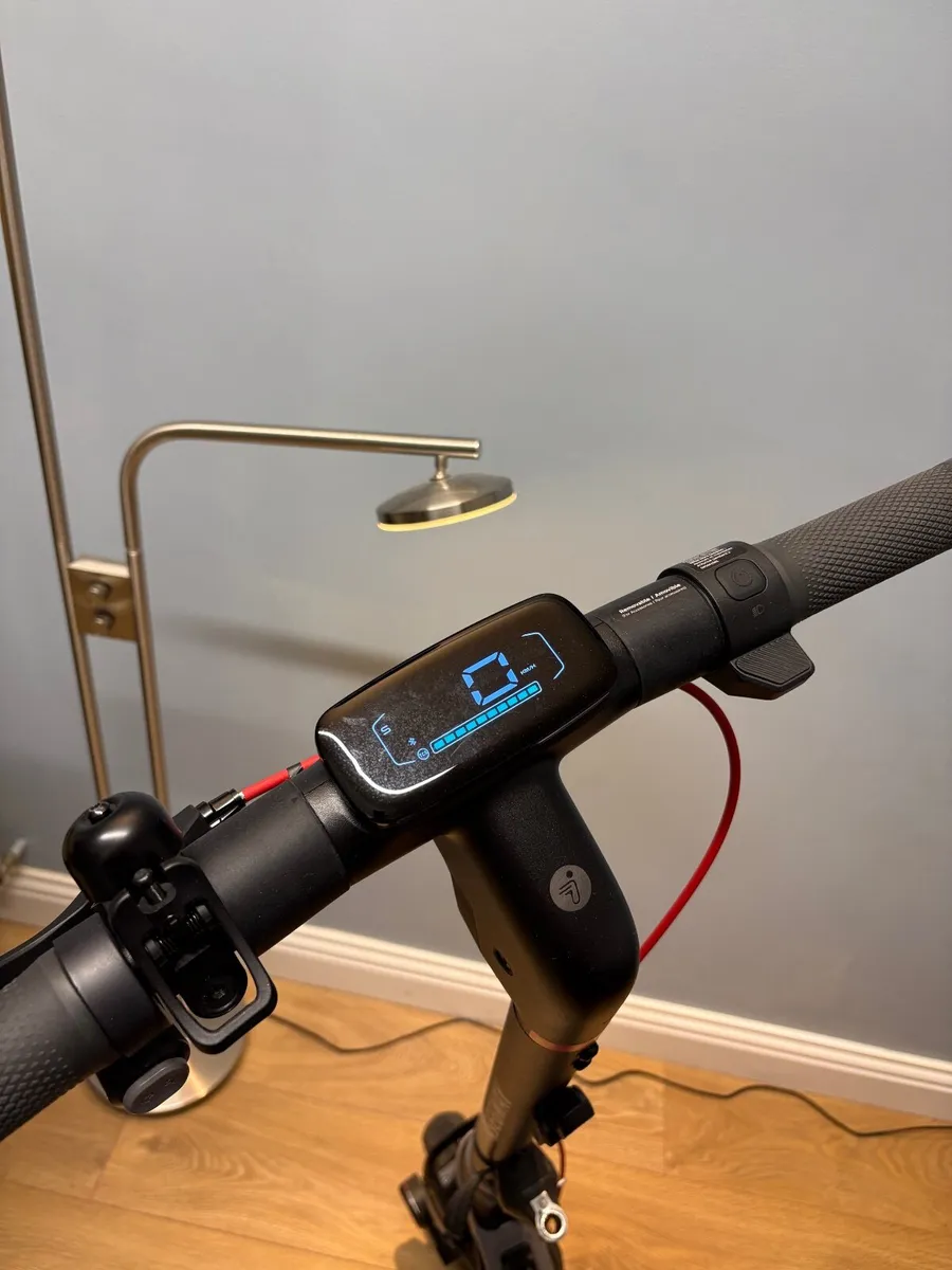 Premium Segway PRO long range electric scooter - Image 4
