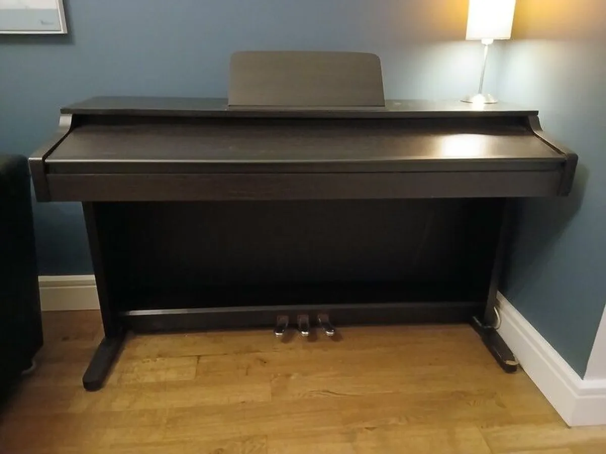 Digital Piano - Image 1