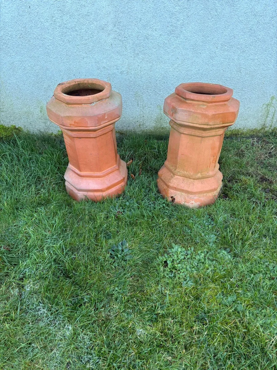 Chimney pots - Image 1