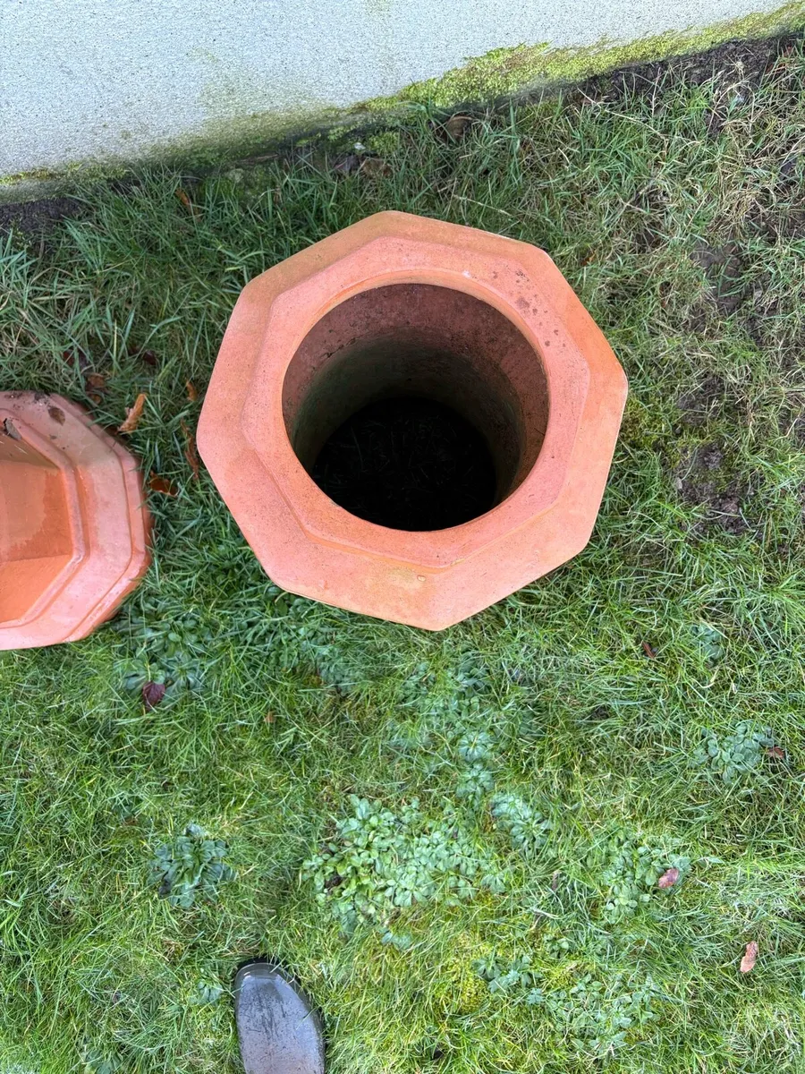 Chimney pots - Image 3