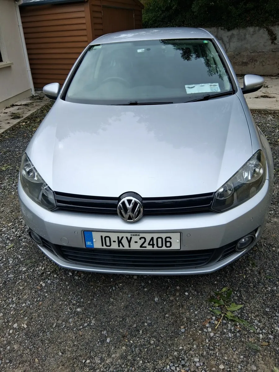 Volkswagen Golf 2010 - Image 2