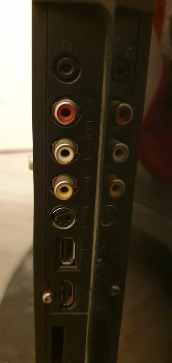 42 inch TV - Image 3