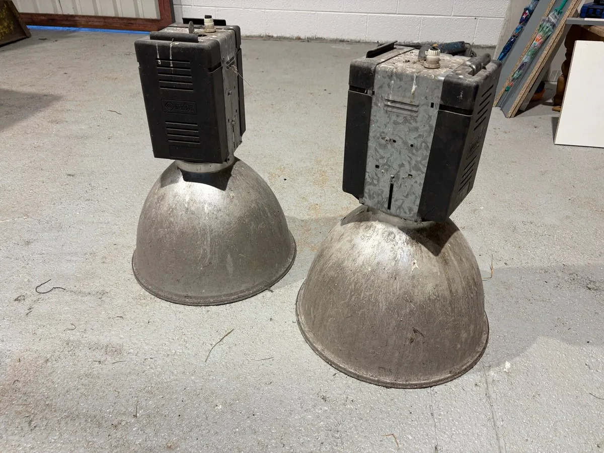 High bay lights - Image 1