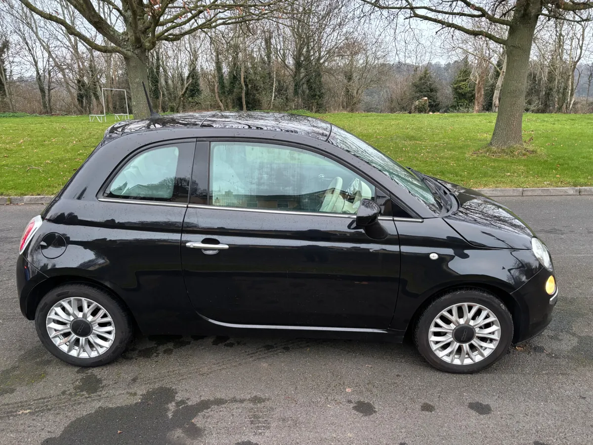 FIAT  500 LOUNGE 2015 ONLY 48,000 MILES NCT MAY 27 - Image 1