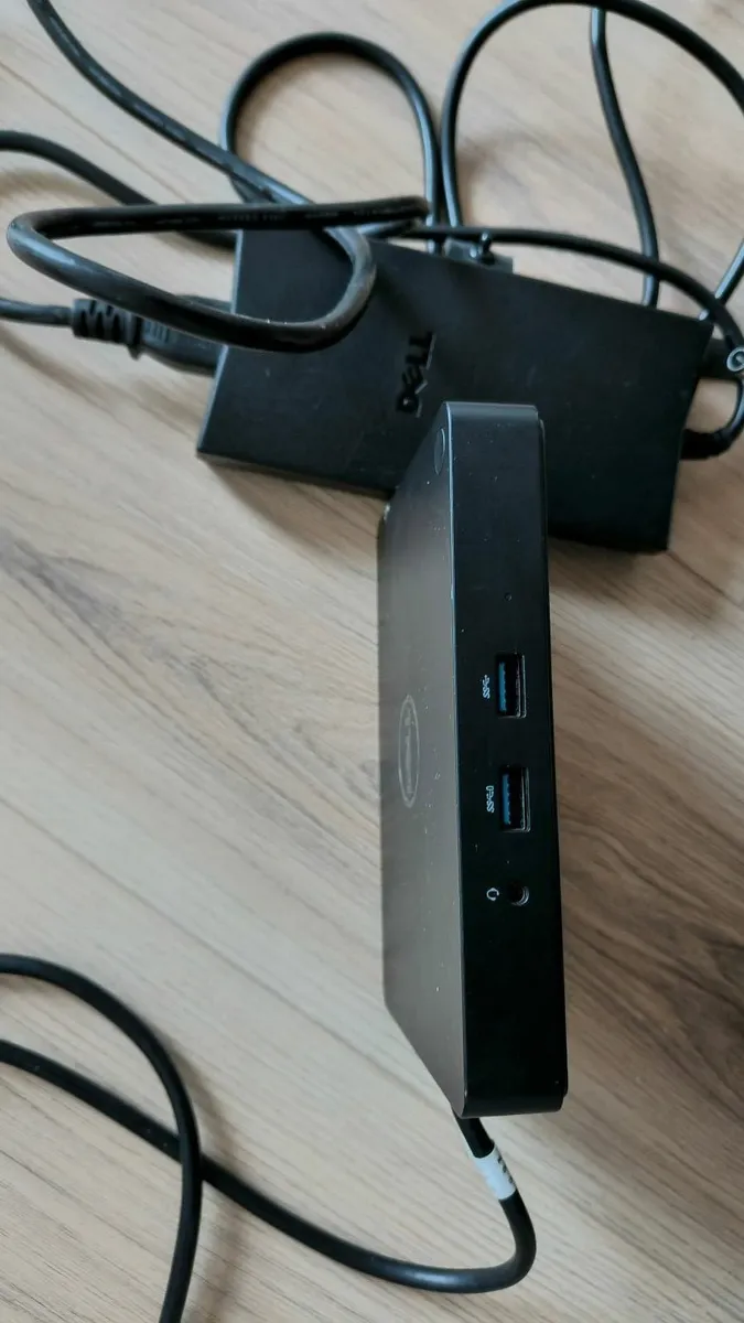 Dell USB-C docking station - Image 1