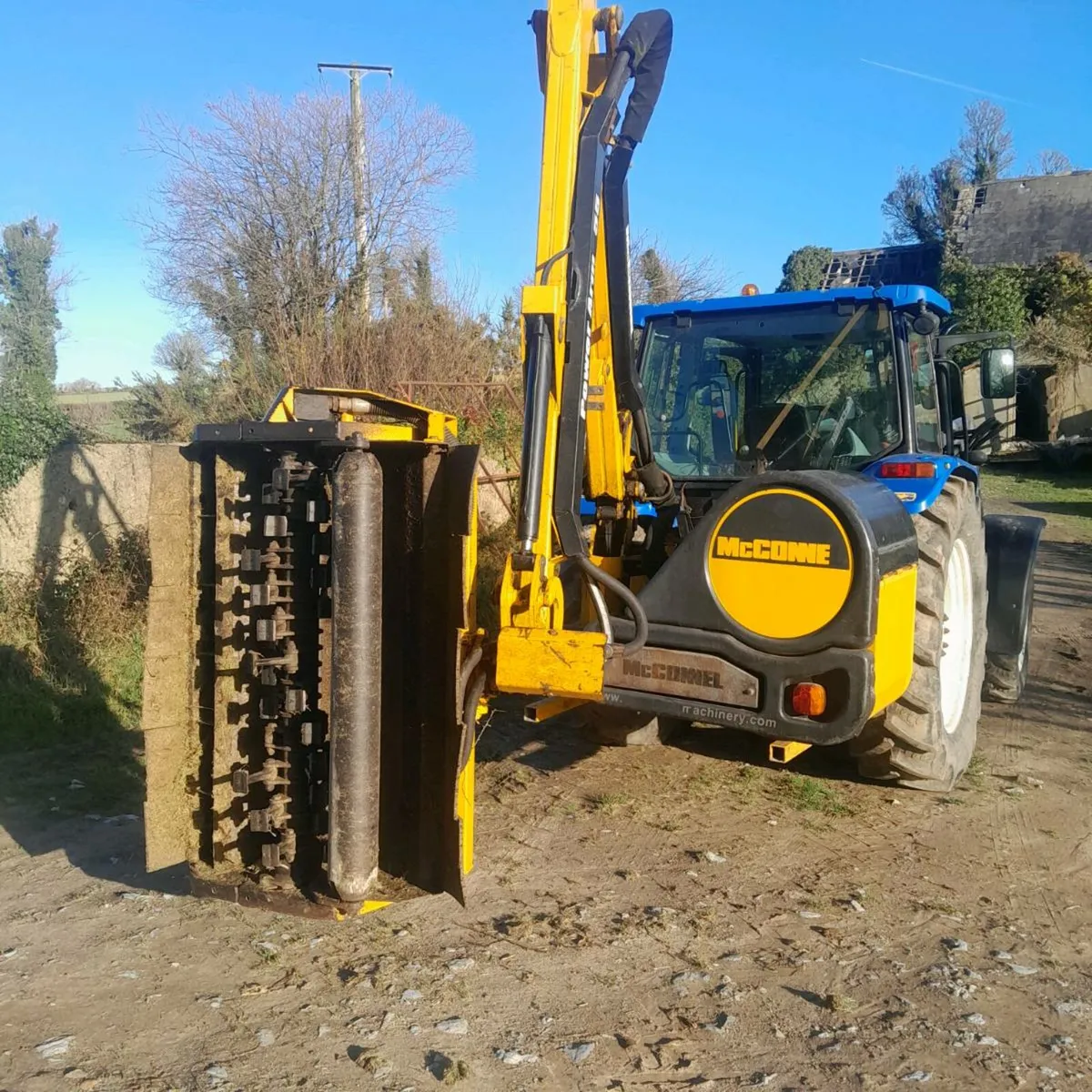 Hedgecutting available - Image 1