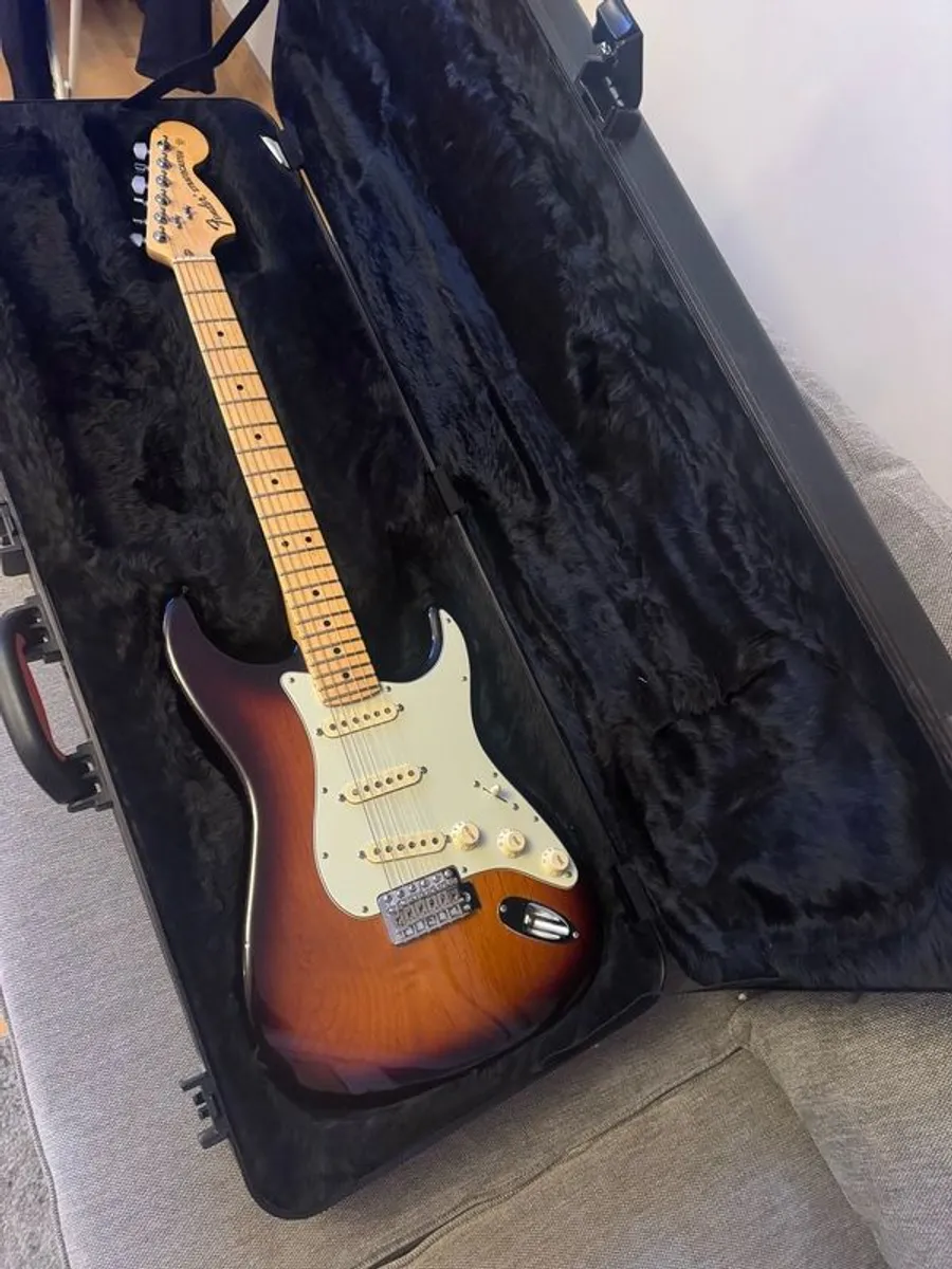 Fender American special Strat - Image 1