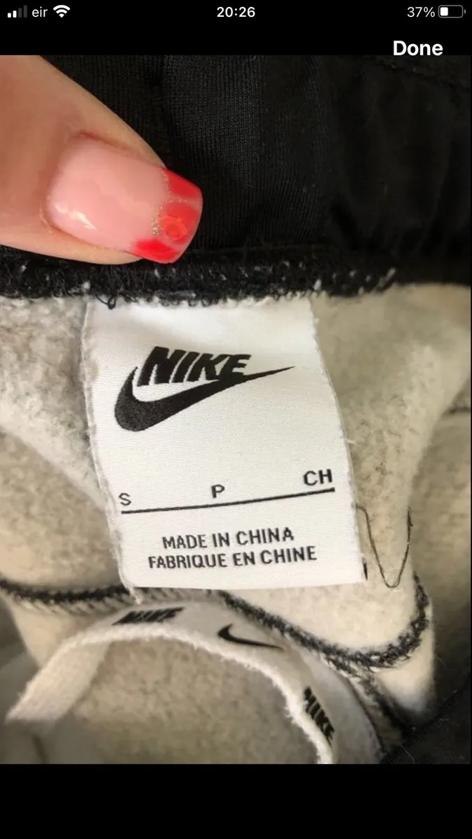 Mens Nike tracksuit size S €20 - Image 2