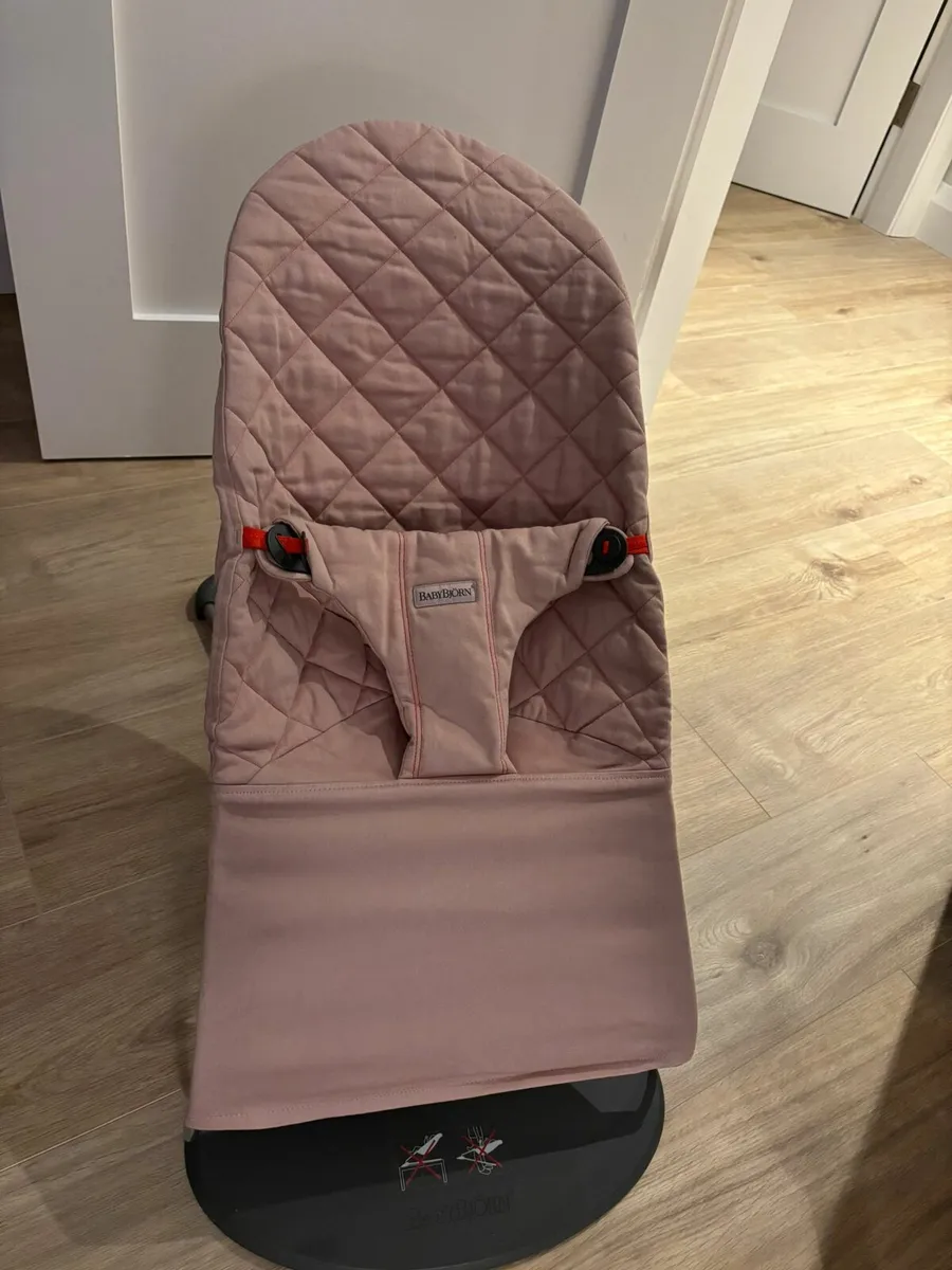 BabyBjörn Bouncer Dusty Pink - Image 2