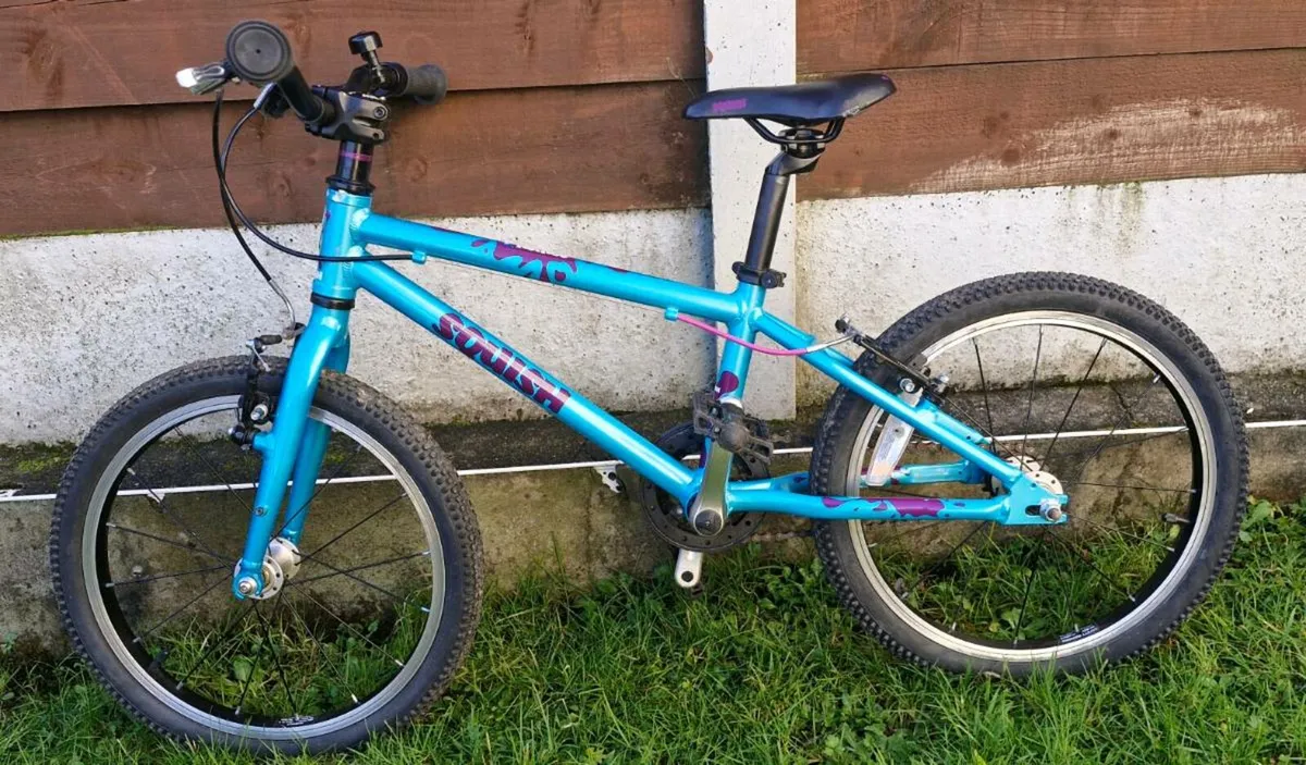 Kids 18 inch bike - Image 1