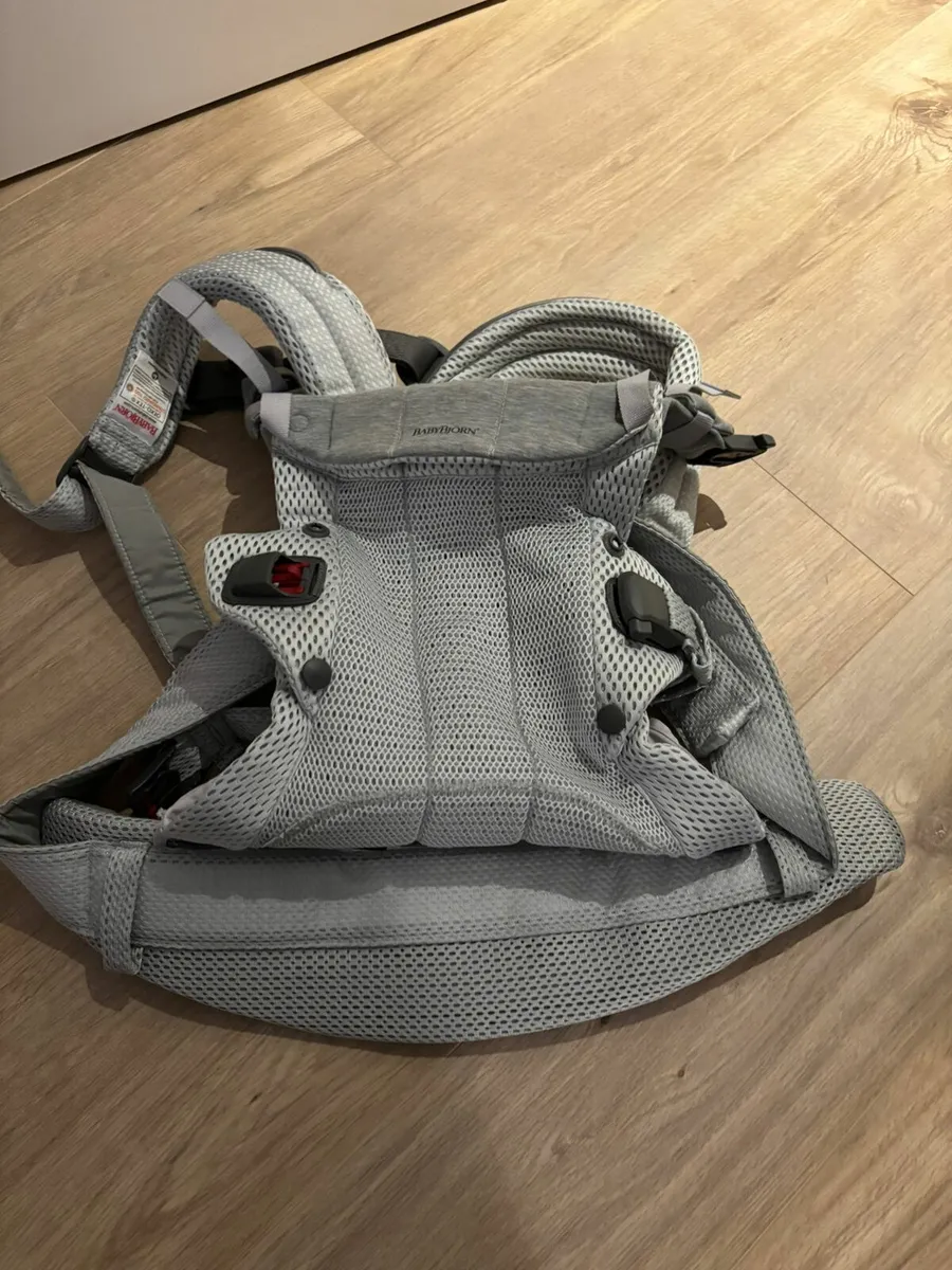 Babybjorn Harmony Baby Carrier Grey/Silver 3DMesh - Image 2
