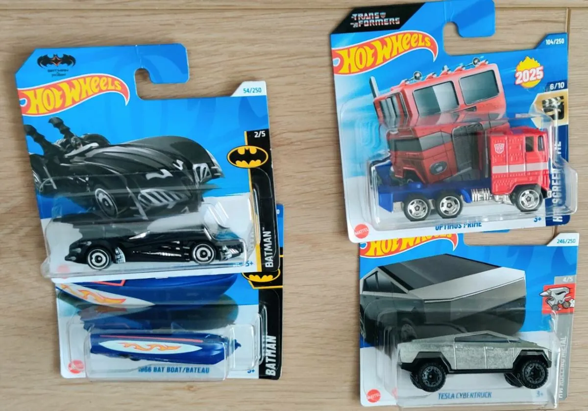 Hot Wheels €5 each
