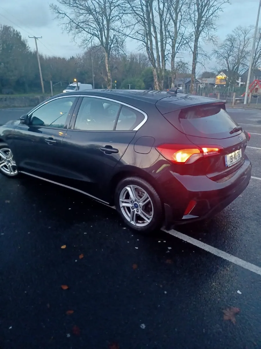 Ford Focus 2019 - Image 3