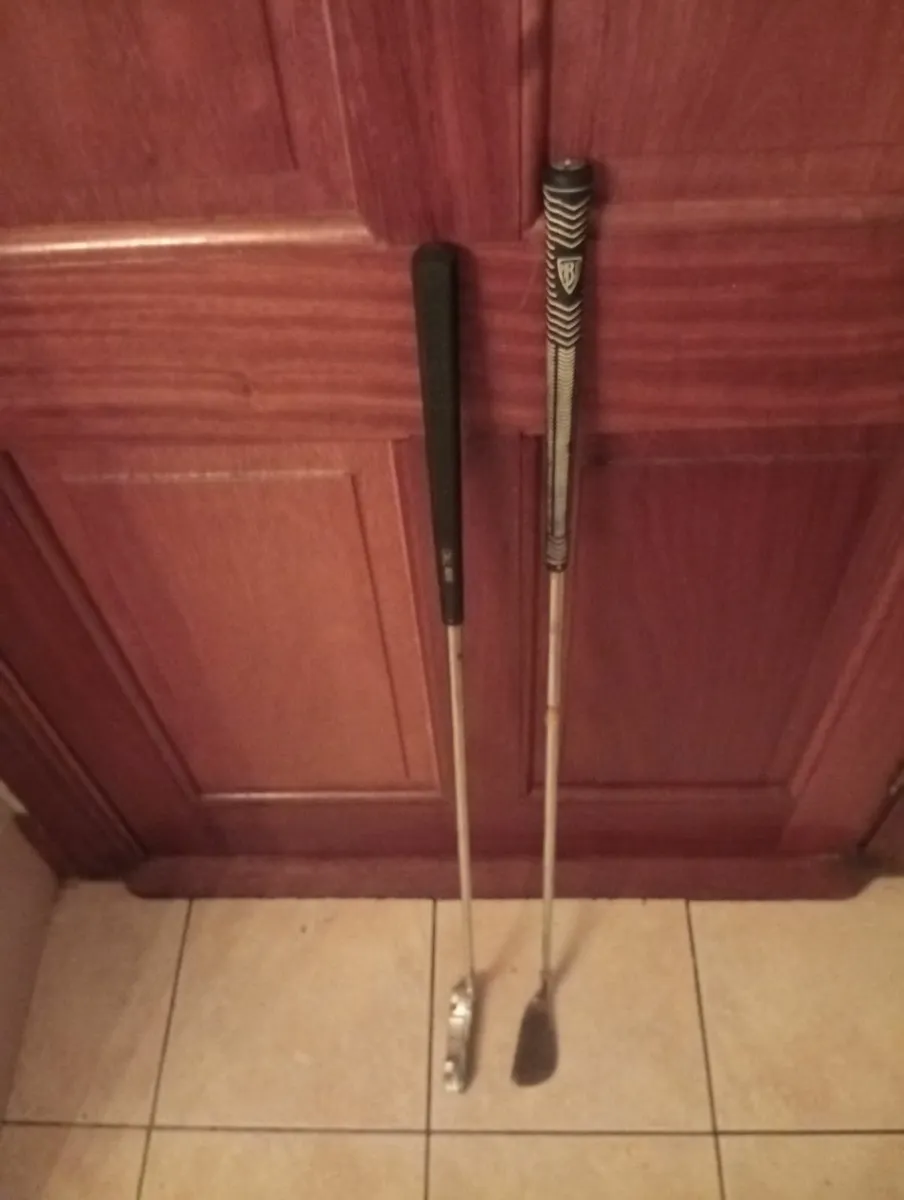 Mens Pitch & Putt Set & Balls & Plastic Tees - Image 1