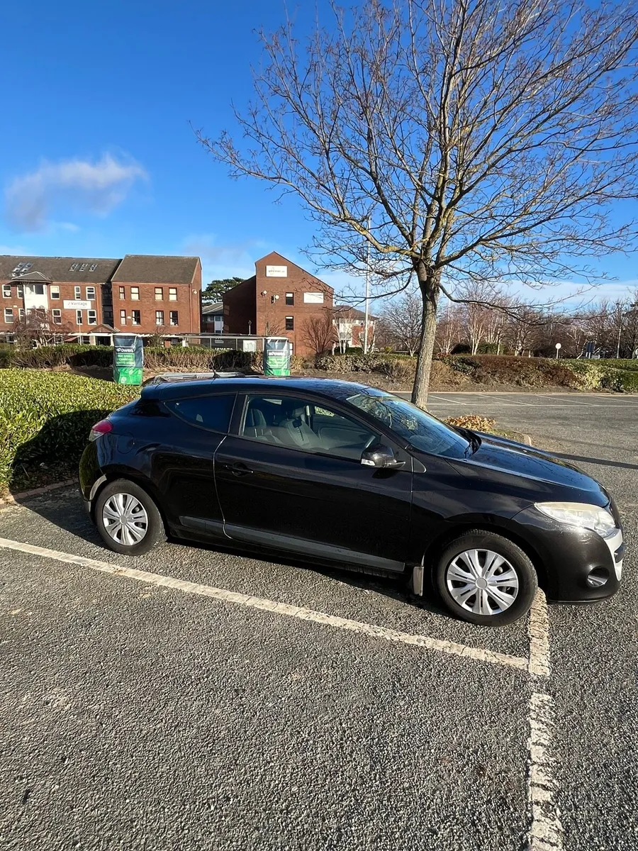 Renault Megane 2010 (low mileage)- Accept offers - Image 3