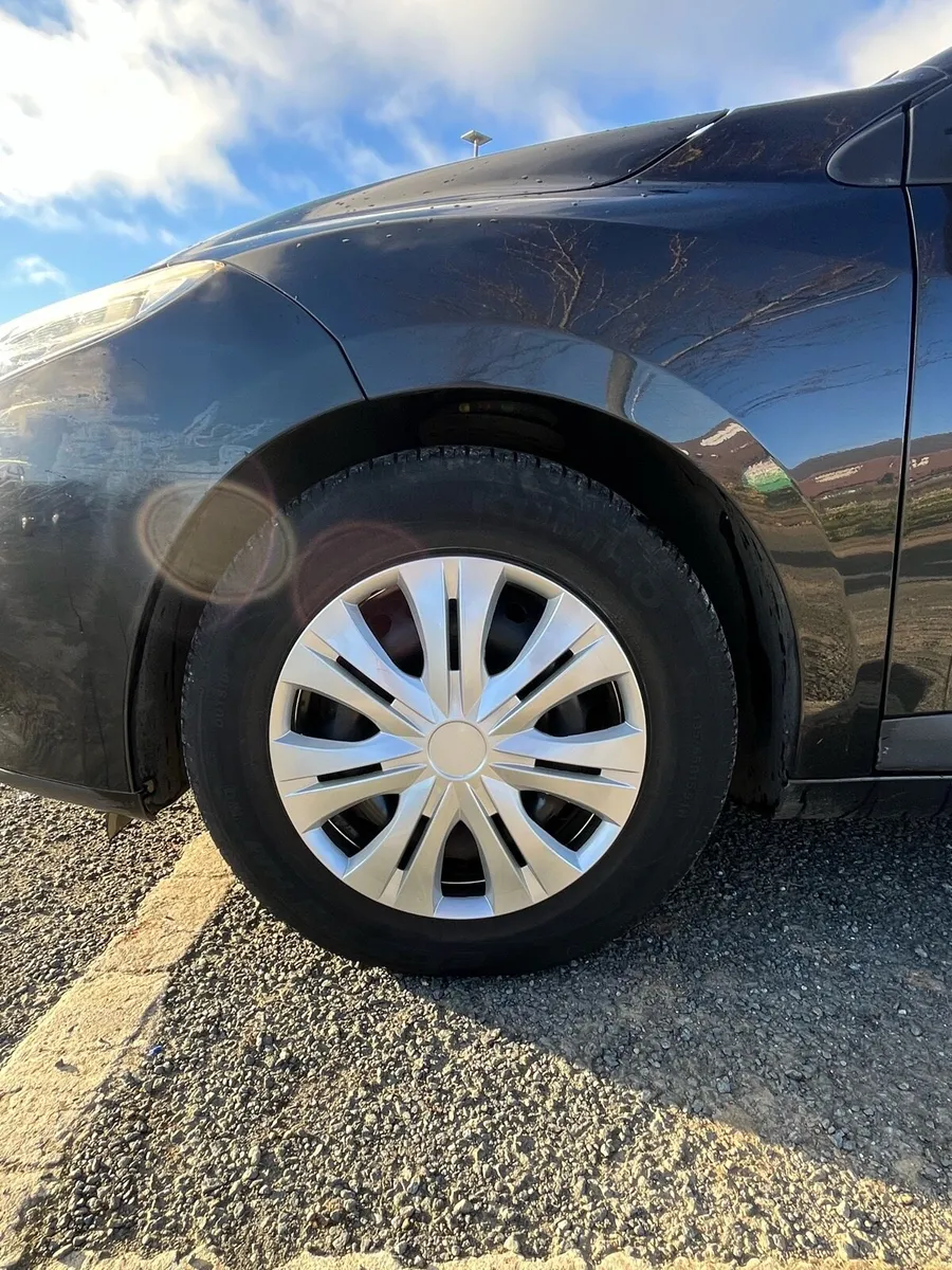 Renault Megane 2010 (low mileage)- Accept offers - Image 4