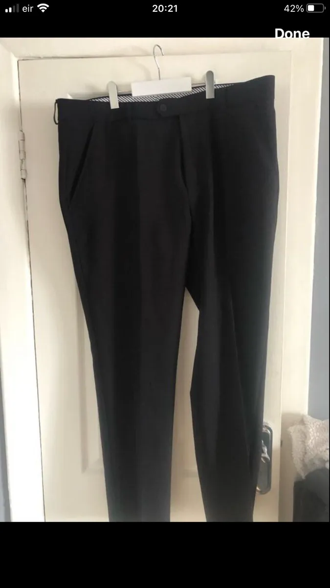 Men’s black trousers W38” x L 29” €10 - Image 1