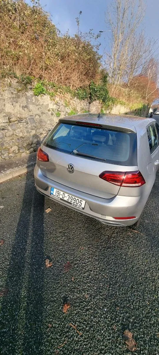 Volkswagen Golf - Image 1