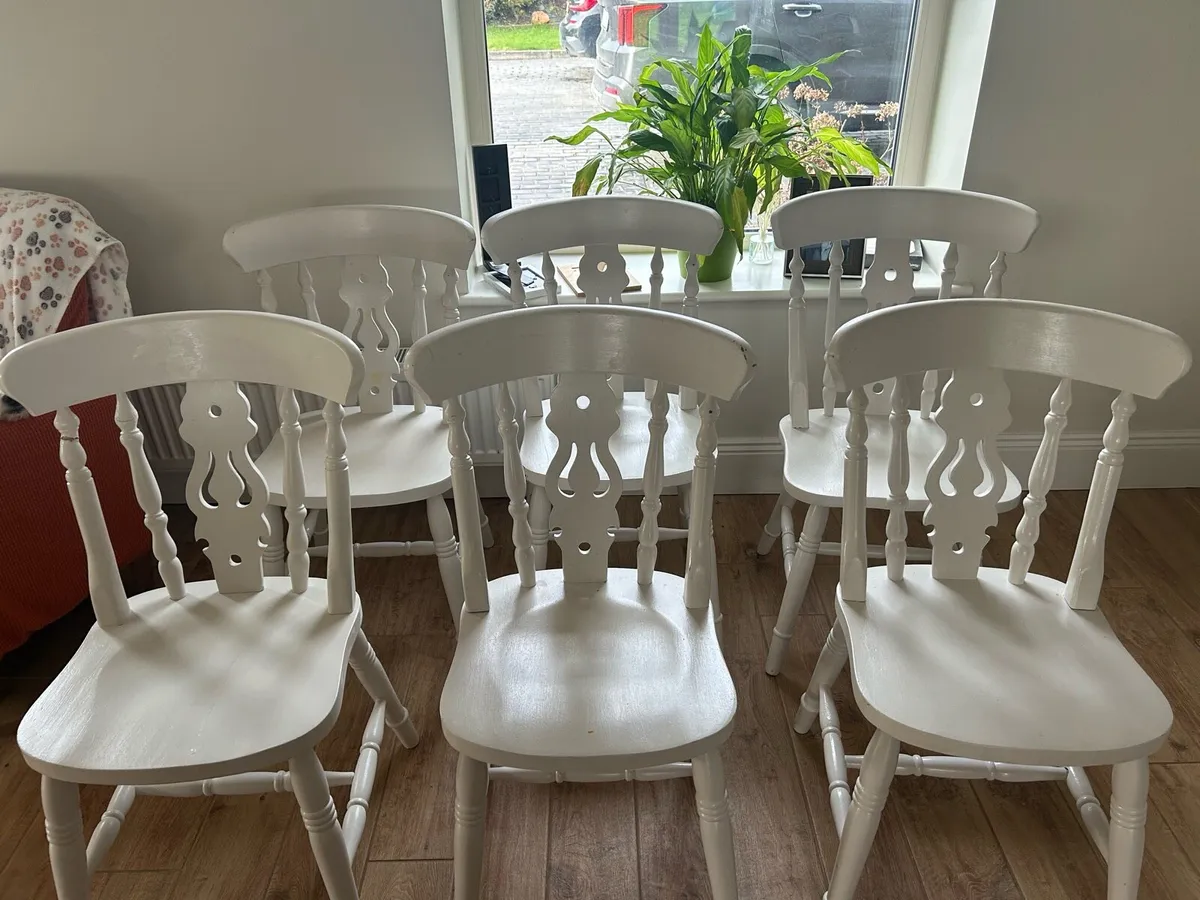 Six kitchen dining chairs - Image 1