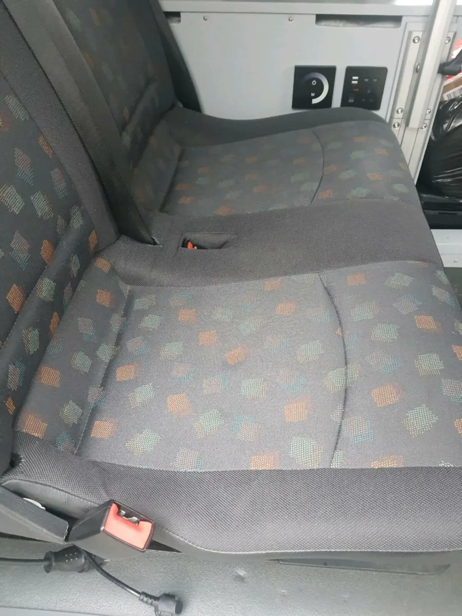 Mercedes Vito double seats - Image 2