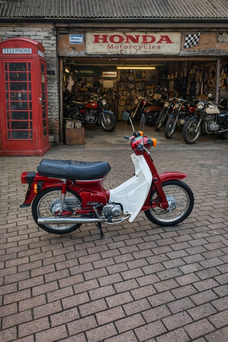 1999 Honda C90 Cub - Image 1