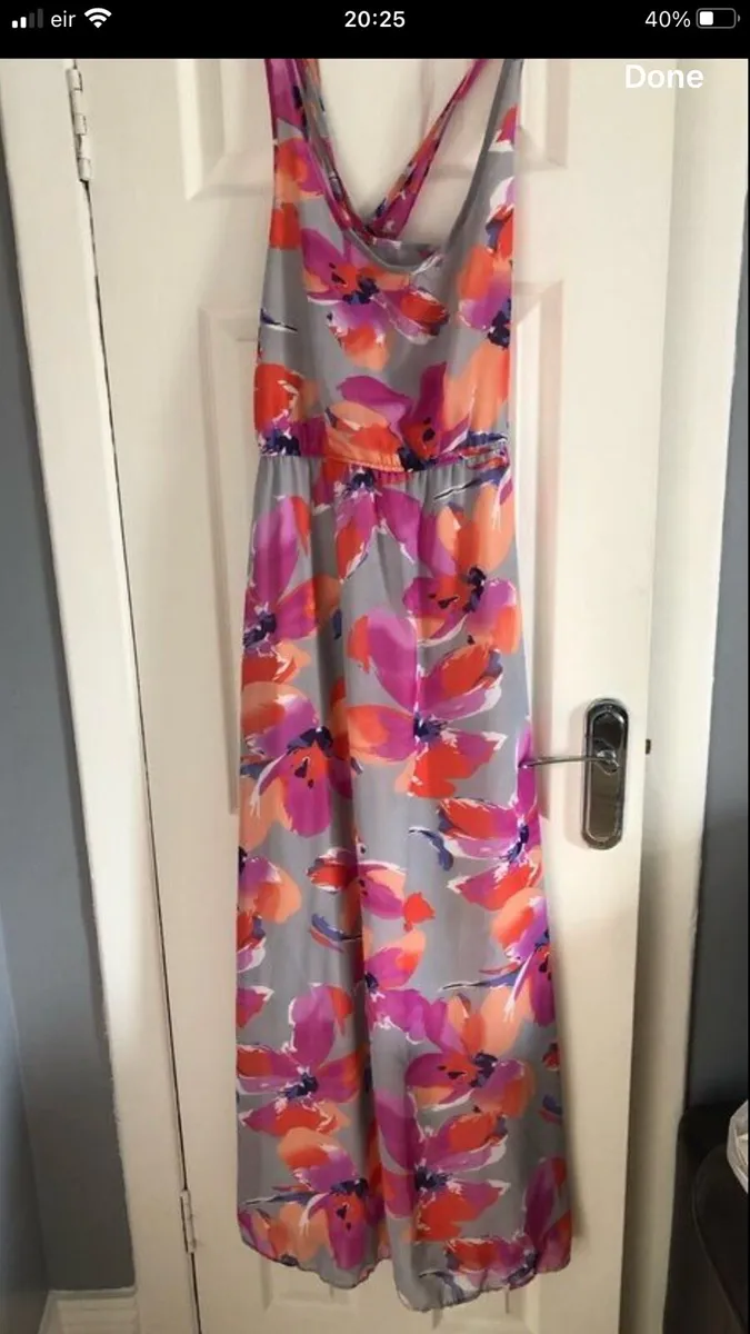 Ladies stunning dress size 12 €10 - Image 1
