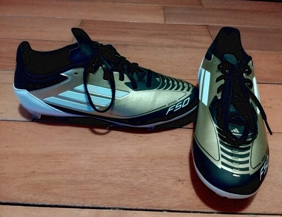 Soccer boots - Image 2