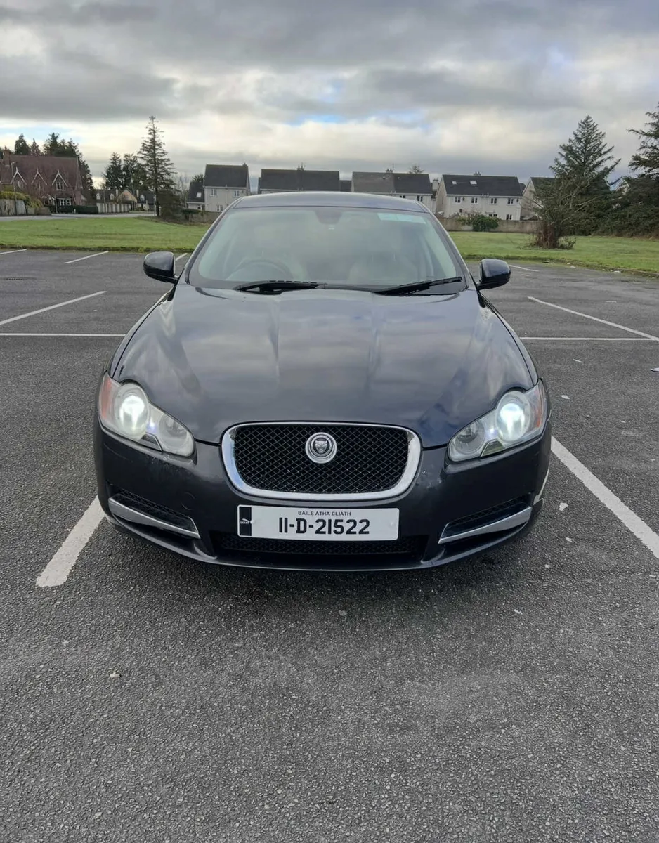 Jaguar XF - Image 2