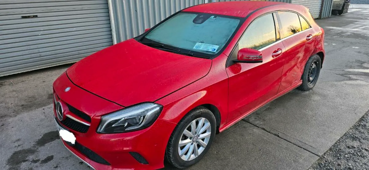 152 MERCEDES A180 - Image 1