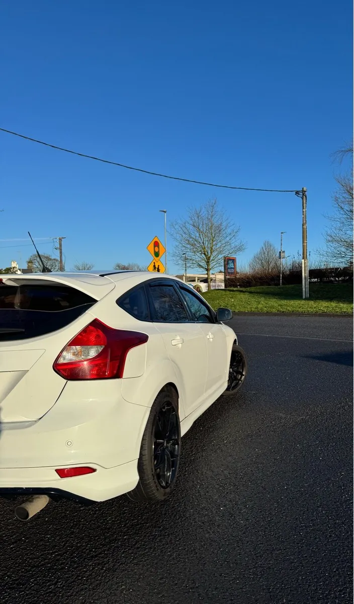 Ford Focus Titanium - Image 4