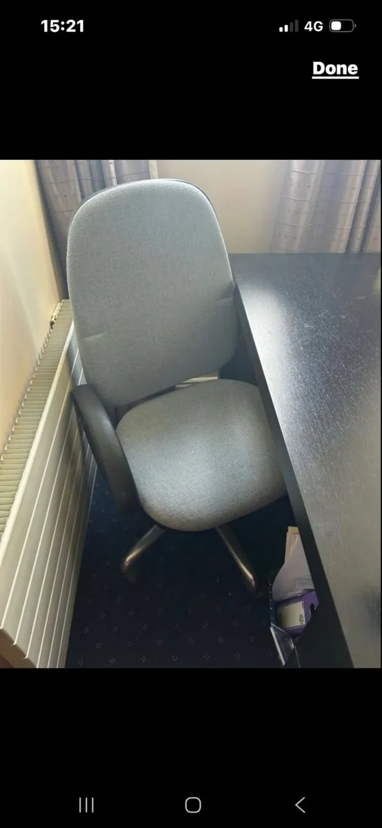 Office desk - Image 2