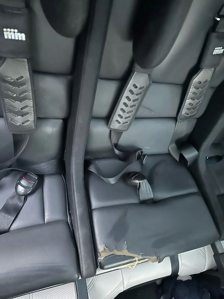 Multimac Superclub with Ylva Headrests x3 - Image 3