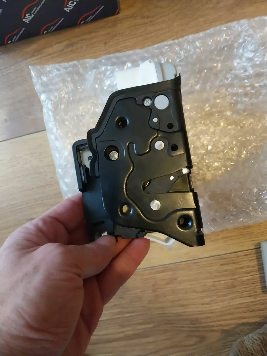 Volkswagen Passat 2008 - Image 3